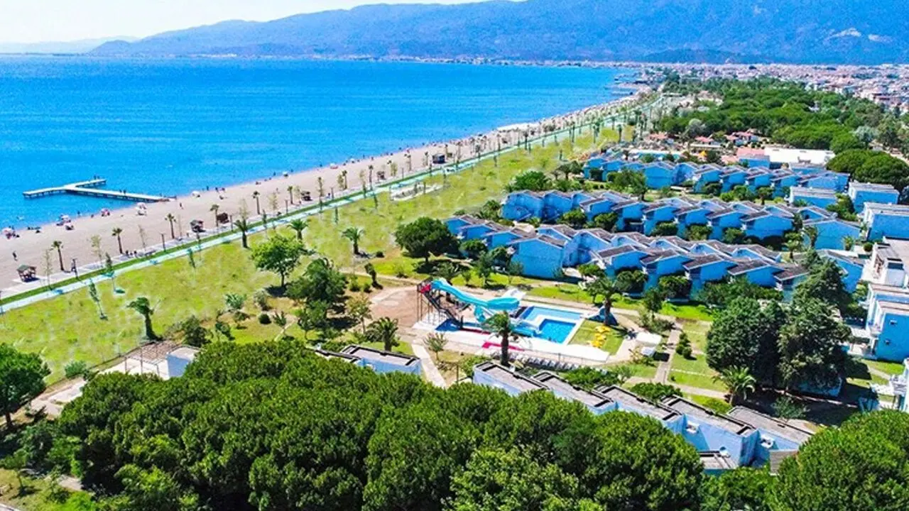 akcay tatil.jpg