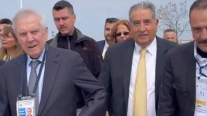trend 1784808139